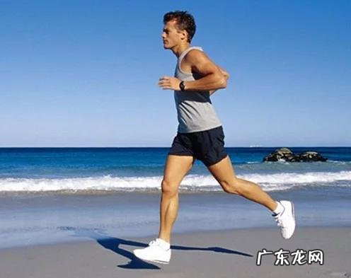 运动后脚踝肿了,还可以继续运动吗