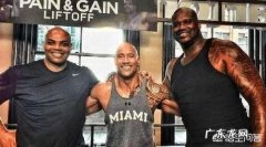 跟奥尼尔合影，有人在体型上赢过吗？