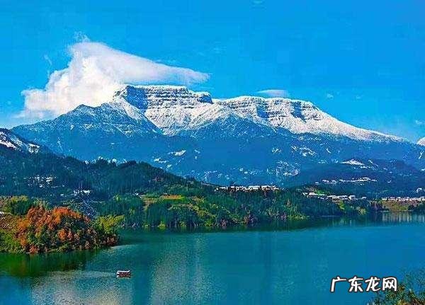 怎样看待四川仁寿初三学生用砖头暴揍老师被刑拘?