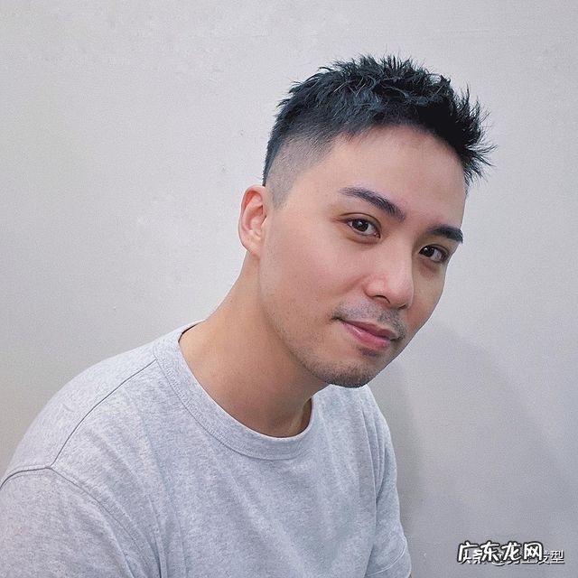 适合长脸型的减龄短发 春天长脸型适合什么短发