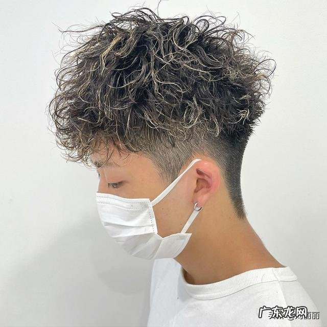 男生最帅发型37分 37分和46分发型哪个好看男生