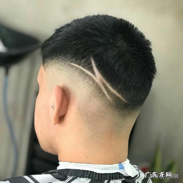 男生最帅发型37分 37分和46分发型哪个好看男生