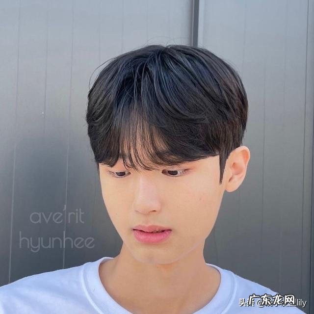 男生狼尾发型的精髓 男生最帅五款狼尾发型