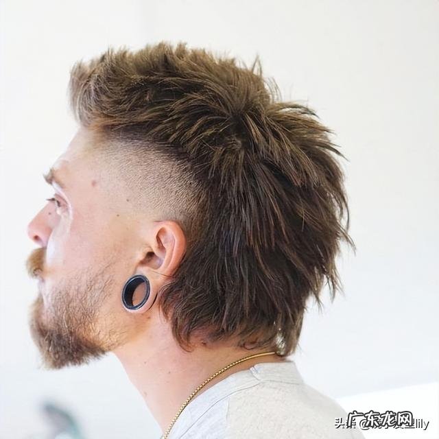 男生狼尾发型的精髓 男生最帅五款狼尾发型