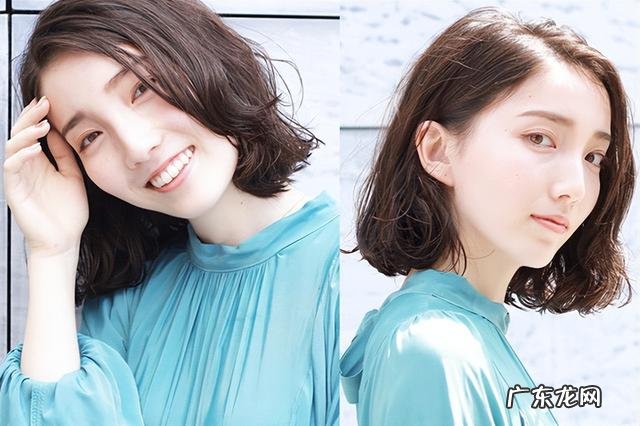 60岁女性什么发型合适 怎么挑出自己合适的发型