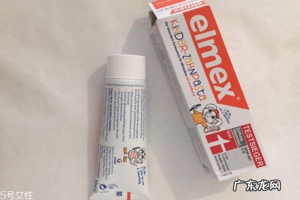 含氟牙膏对牙齿有什么好处 含氟牙膏对牙齿的作用