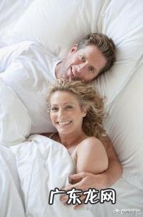 我们看书,看新闻,阅读时你习惯用普通话还是家乡话来默念文字