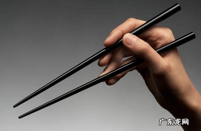 近期期钢大幅下跌,如何看待未来钢价走势?