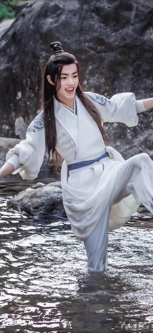 肖战是怎么突然火起来的?