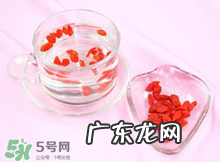 怀孕初期口干正常吗？怀孕口干怎么回事？