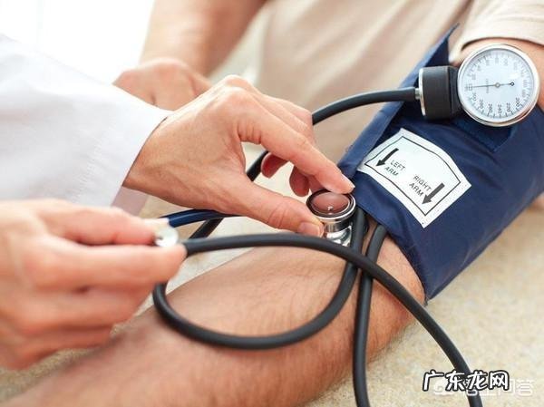 高血压能喝酒吗?少量喝对身体有什么影响?