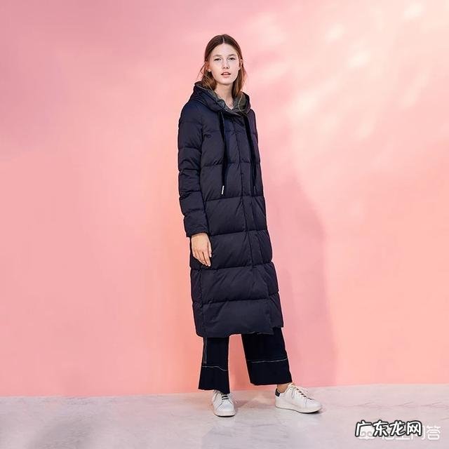 冬天，羽绒服怎么穿才显瘦？