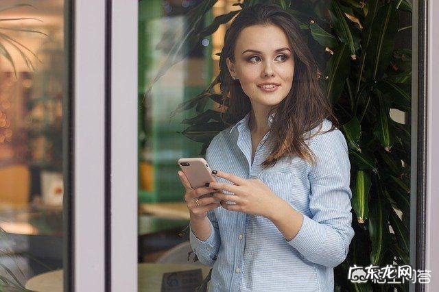 怎么锻炼三角肌和二头肌 如何锻炼肩部三角肌和三头肌?