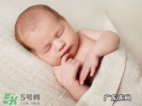 建军节出生的宝宝叫什么好?建军节出生宝宝取名大全