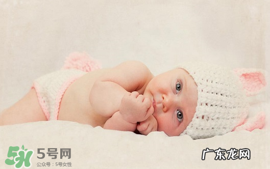 建军节出生的宝宝叫什么好?建军节出生宝宝取名大全