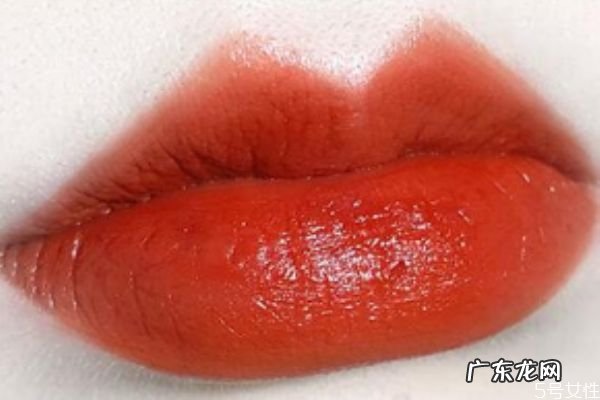 口红是镜面好还是雾面好 口红哑光和镜面的区别