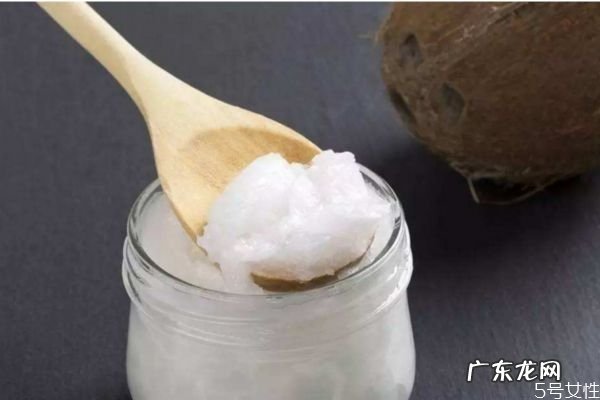 椰子油可以去妊娠纹吗 去除妊娠纹可以用椰子油吗