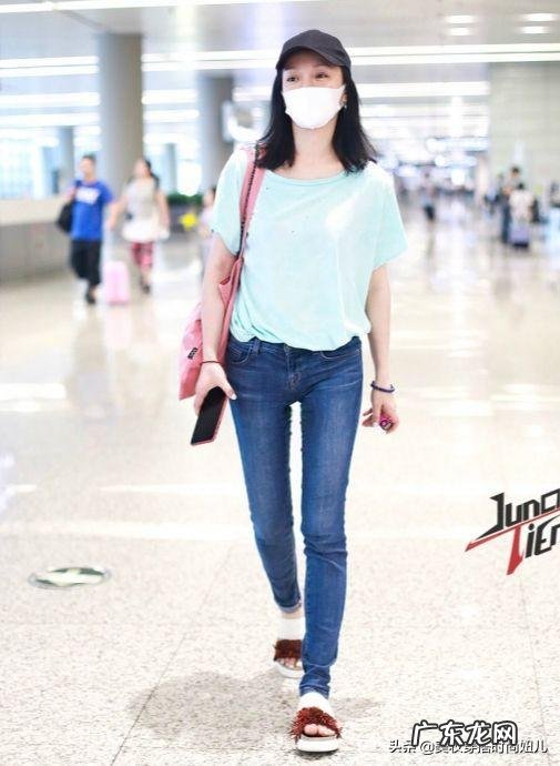 听说今年初夏流行小脚裤，应该搭配什么样的鞋子？