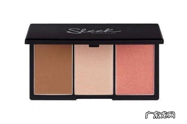 高光和腮红的位置一样吗