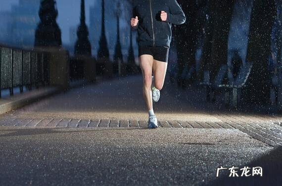 国产运动品牌，有没有值得推荐的跑鞋？