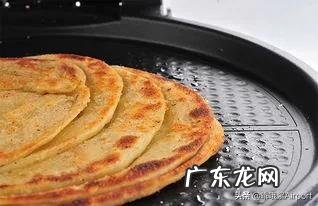 使用电饼铛时必须刷油吗?