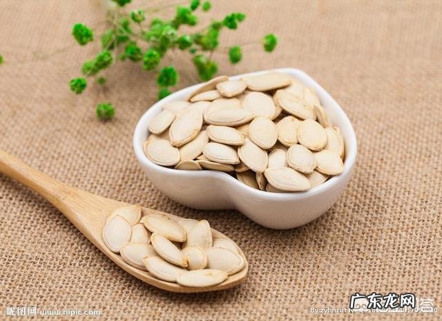 晚上不吃饭,只吃辣木籽,可以达到减肥排毒的效果吗?