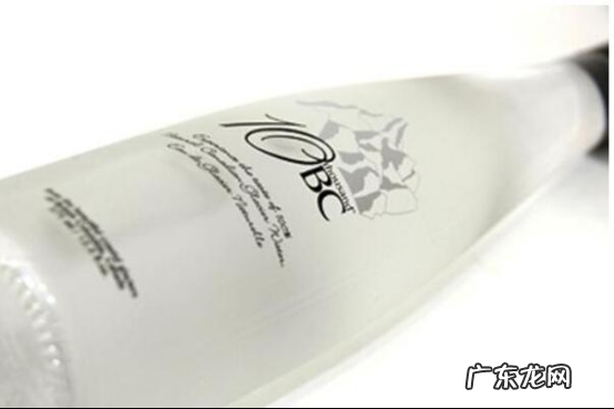 世界高端矿泉水品牌排行榜 顶级矿泉水品牌排行榜