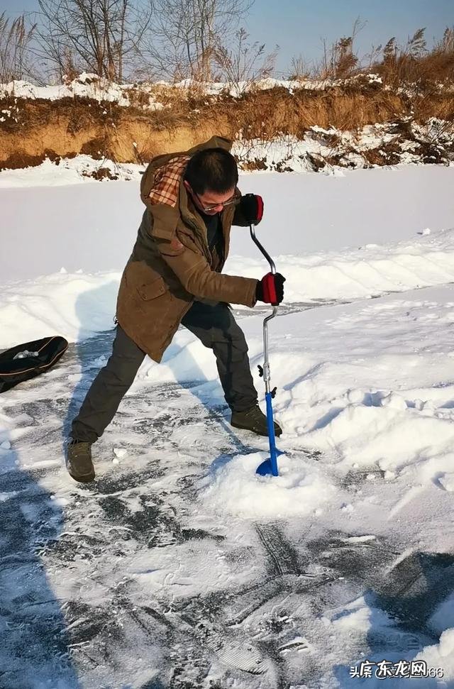冰层多厚，才能上去冰钓，有经验的回答下，谢谢