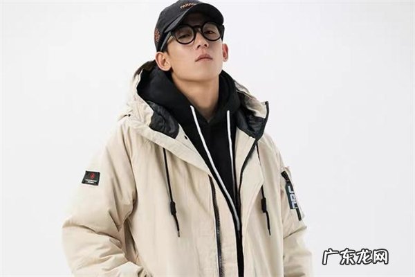 日系棉服什么颜色好看