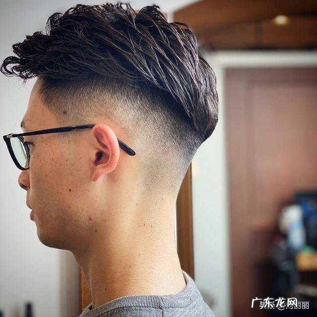 2022年最流行男发 15款流行男发推荐