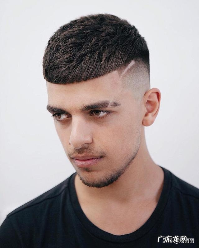 2022年最流行男发 15款流行男发推荐