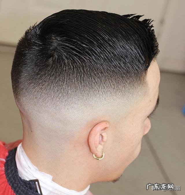 2022年最流行男发 15款流行男发推荐