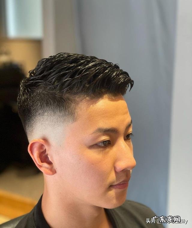 狼尾发型男硬发质 20年潮流男发狼尾