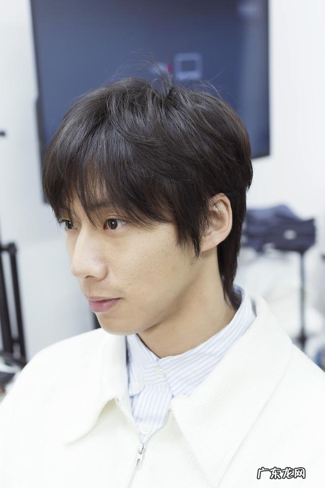 男生扁头适合的发型图 扁头且头发长短不一适合什么发型