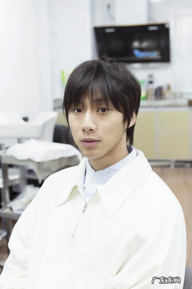 男生扁头适合的发型图 扁头且头发长短不一适合什么发型