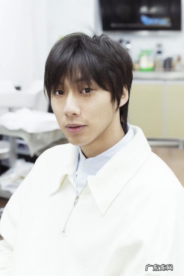 男生扁头适合的发型图 扁头且头发长短不一适合什么发型