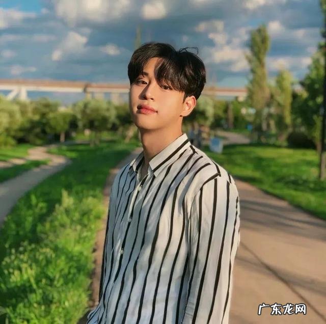 2022男生最火发型 男生今年最火发型