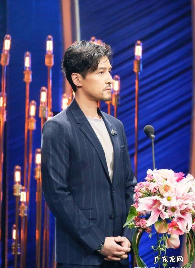 男40岁减龄发型三十种 男30-40岁懒人减龄发型