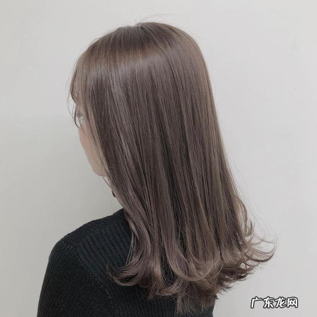发色2022年最火发色显白青棕色 棕色2022年最火发色显白