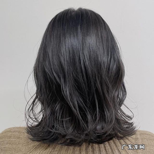 发色2022年最火发色显白青棕色 棕色2022年最火发色显白