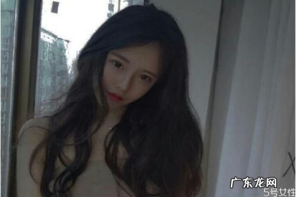 假发脏了怎么洗 假发清洗注意事项