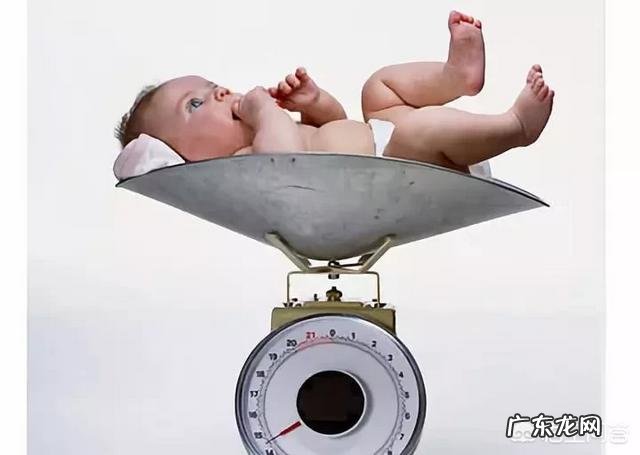 小孩生下7斤,现刚好3个月14斤正常吗?