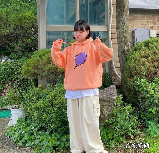 让男生心动的三个动作 让男生心动的几个动作学生党