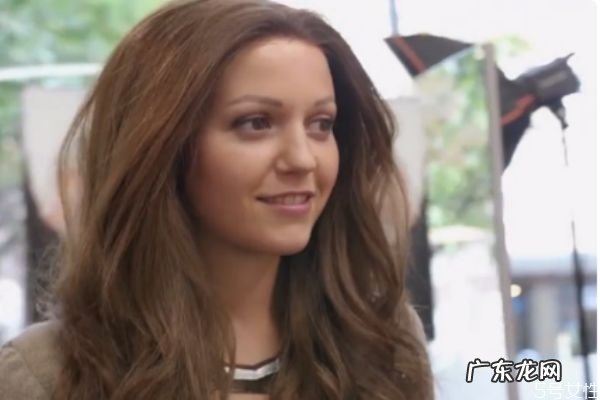 白发是戴假发好还是染发好 戴假发忌讳