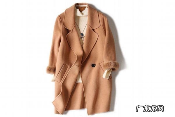 澳毛大衣容易皱吗 澳毛大衣怎么保养