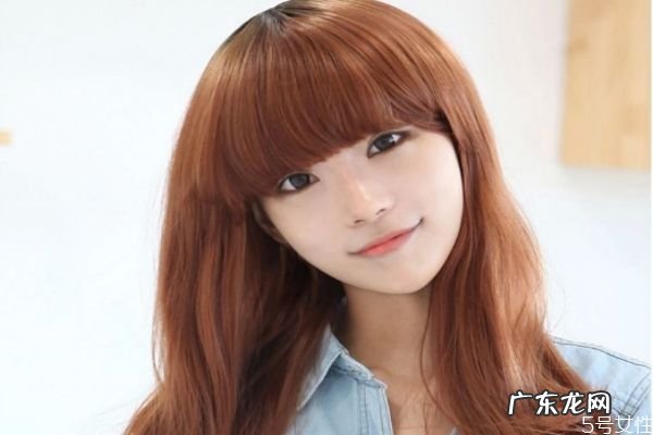 假发里面的扣子怎么扣 假发怎么戴才自然