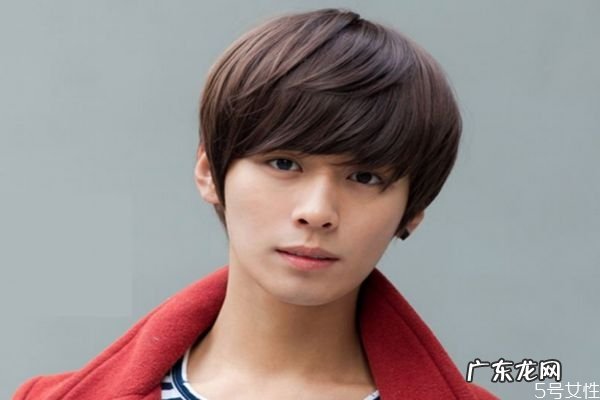 假发里面的扣子怎么扣 假发怎么戴才自然