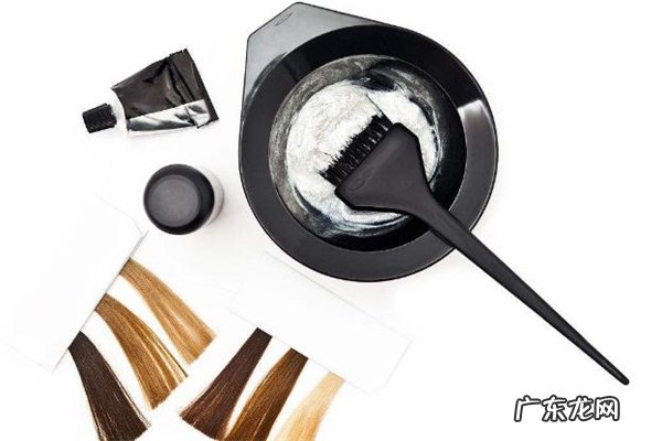 一次性染发剂有危害吗 一次性染发剂怎么洗掉