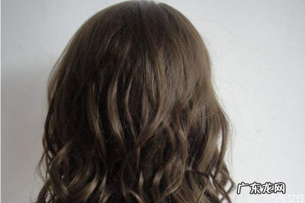 假发为什么越来越干 假发很干怎么办