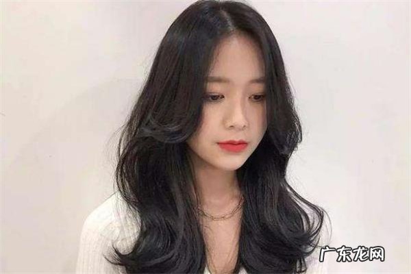 八字刘海是烫出来的吗 八字刘海可以烫永久吗